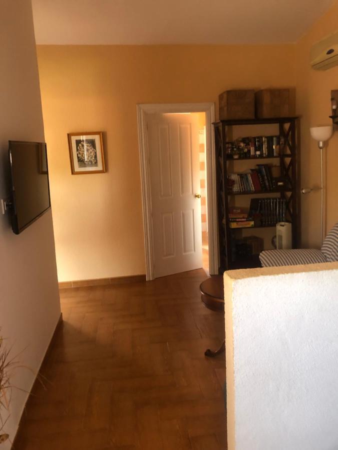 Familia Anfitriona Acoge Appartement Sevilla Buitenkant foto