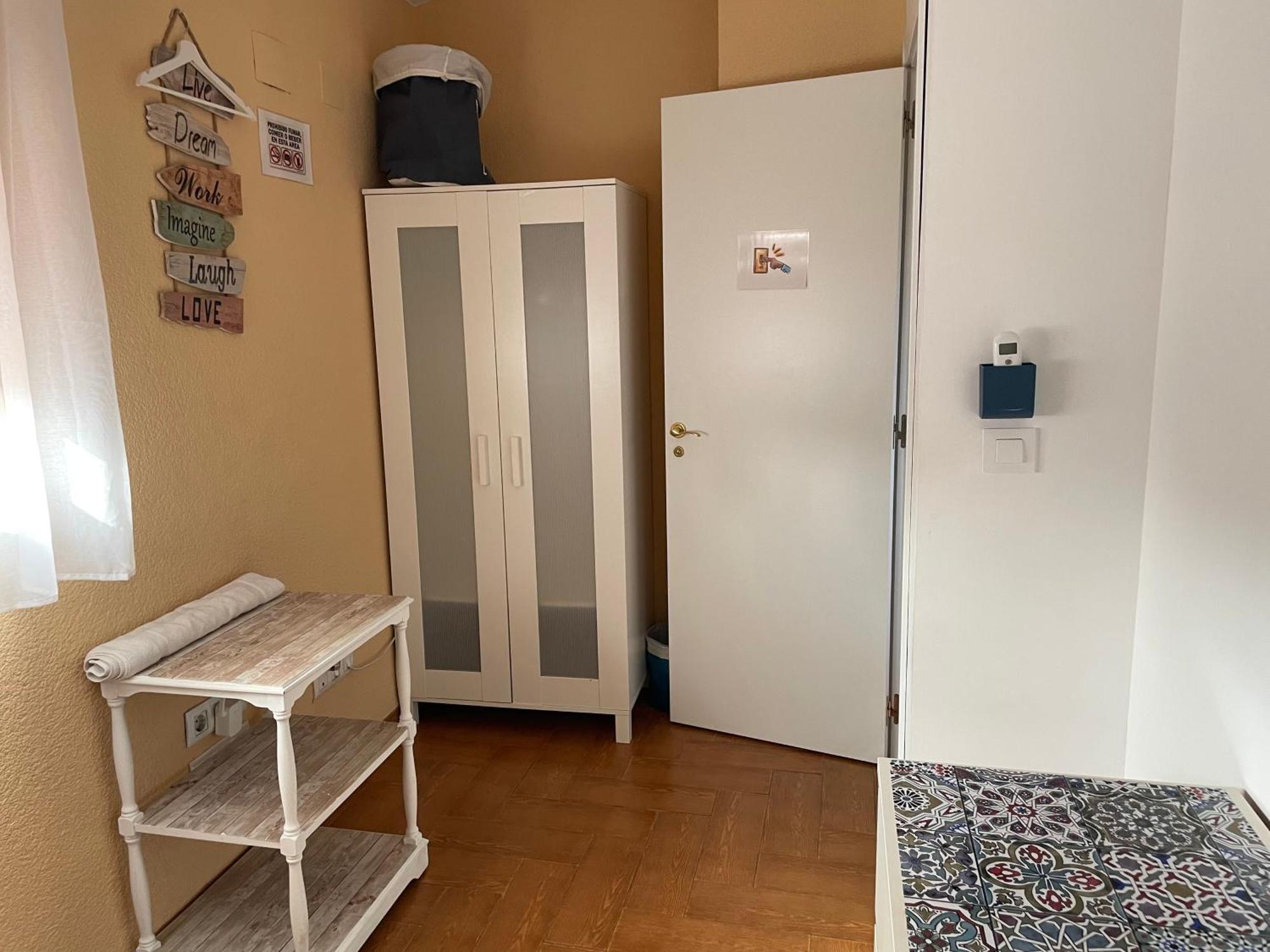 Familia Anfitriona Acoge Appartement Sevilla Buitenkant foto